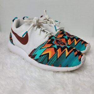 Nike Women Roshe One Womens Sneaker Size 7.5  Custom 844994-100  Running